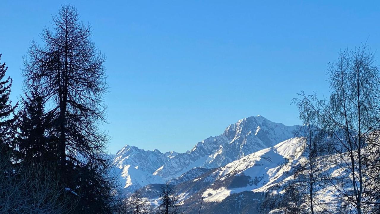 ピーラLa Finestra Sulla Montagna - The Window On The Mountainアパートメント エクステリア 写真